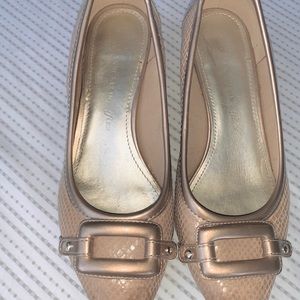 Anne Klein Flex (very comfy) kitten heal shoe